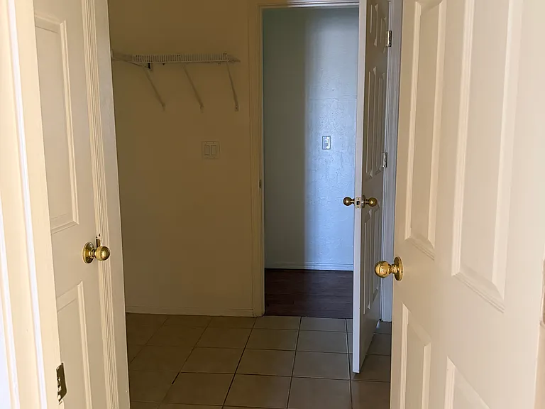 1085 San Tropez Ct — Photo 15
