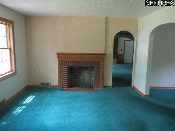 2nd image of 3901 Grant St