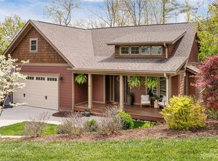 14 Old Bridge Cir, Fairview, NC 28730