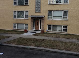 6100 W Montrose Ave, Chicago, IL 60634