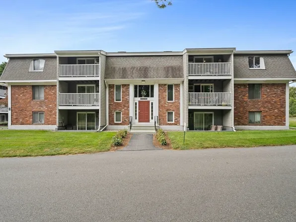 220 Bedford St #96-12H, Bridgewater, MA 02324