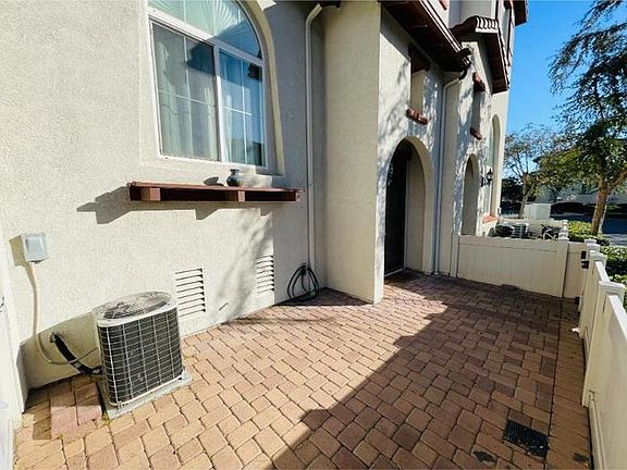 3rd image of 33590 Willow Haven Ln Unit 102