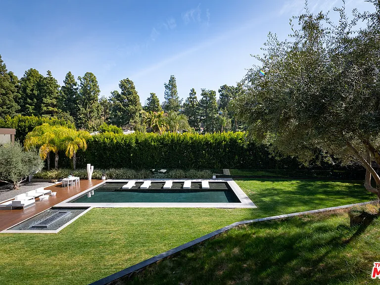 1231 Lago Vista Dr — Photo 41