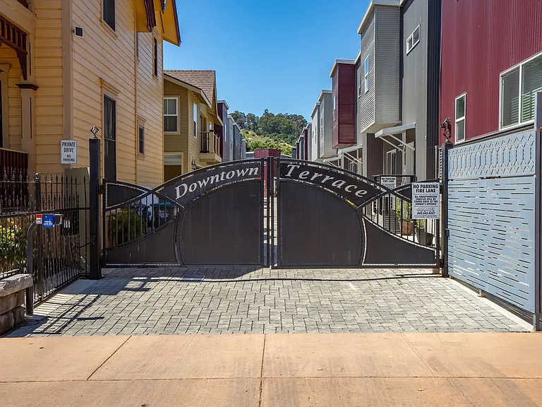 The Downtown Terrace (550 Higuera Street) — Photo 33
