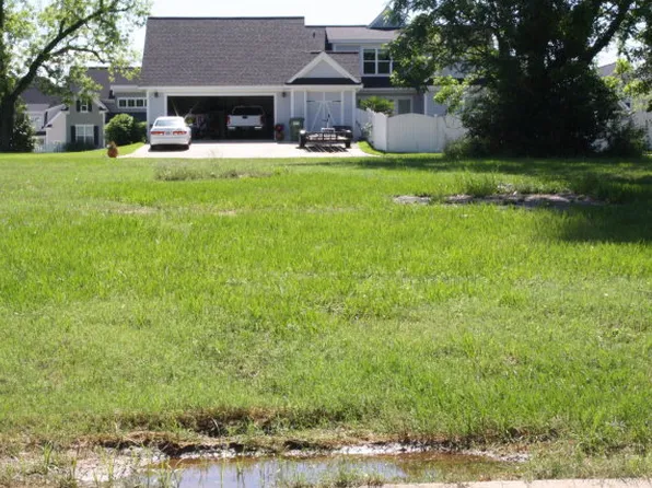 371 Madison Grove Blvd, Thomasville, GA 31757