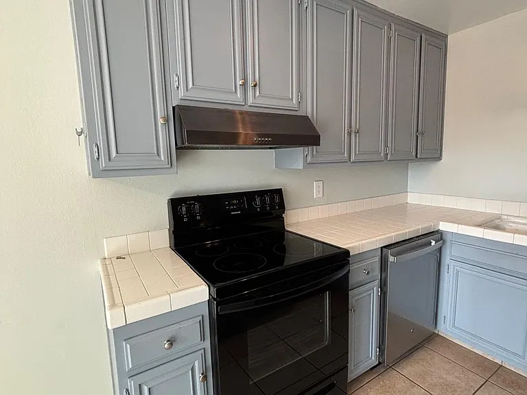 1729 Regency Way #C — Photo 5