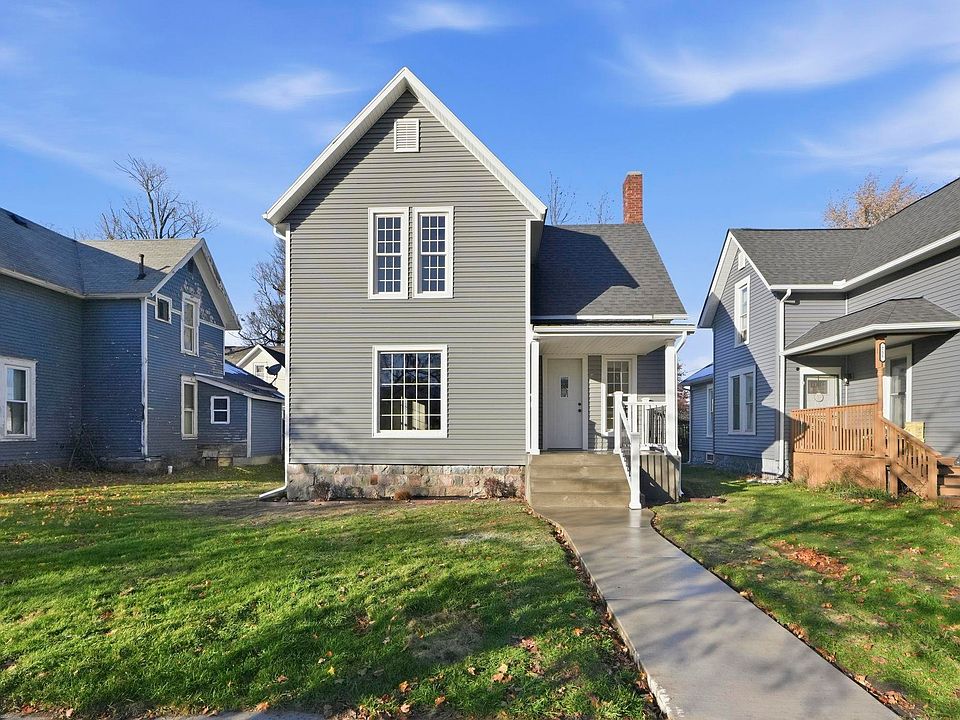 1st image of 707 Richmond St