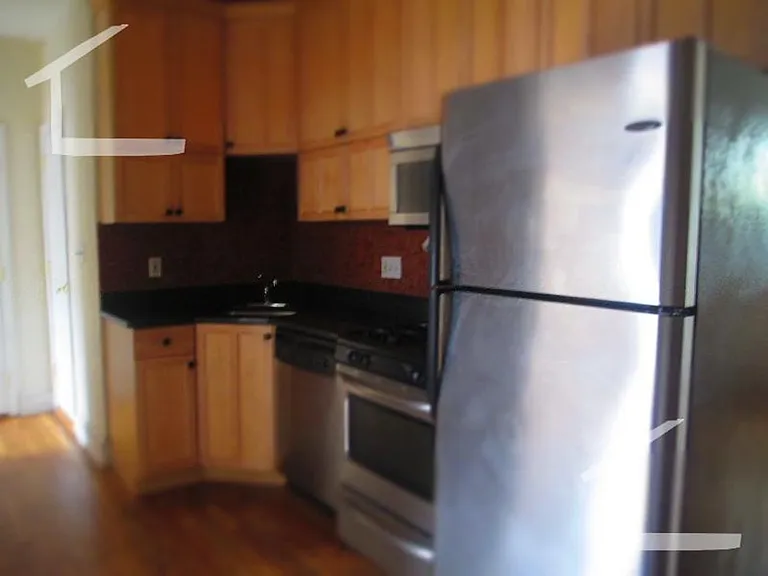 73 Thatcher St #301E — Photo 16