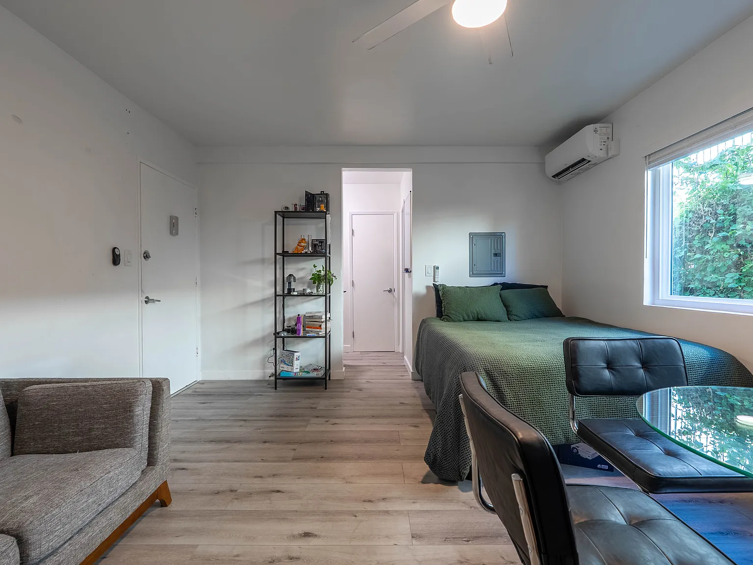 Studio, 271 sqft, $1,695 — Photo 3