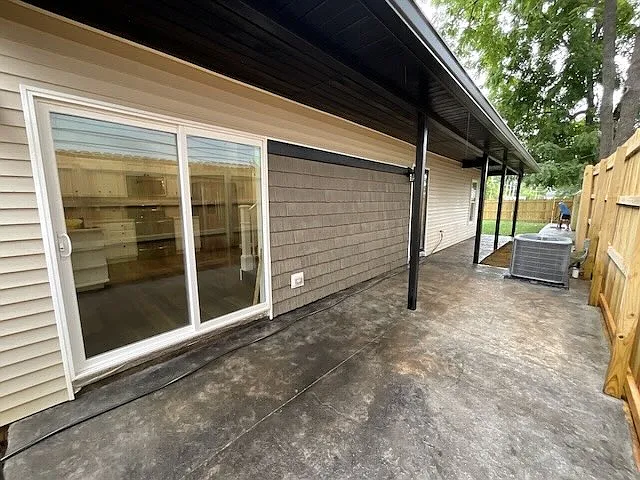 Side Porch/Patio