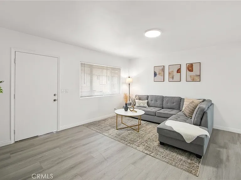 837 S Sierra Vista Ave #G — Photo 18
