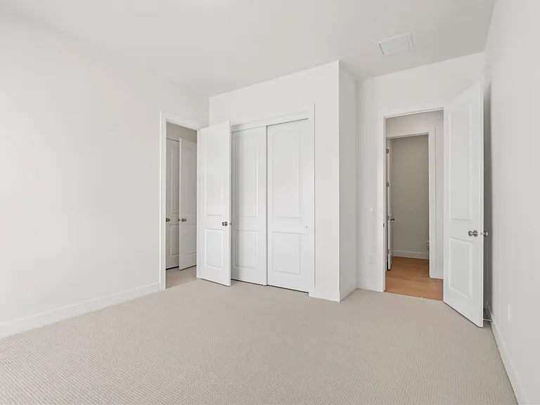 2122 N Beargrass Way — Photo 14