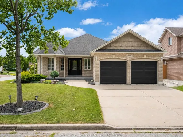 597 Compton Ct, Windsor, ON N9E 4P7