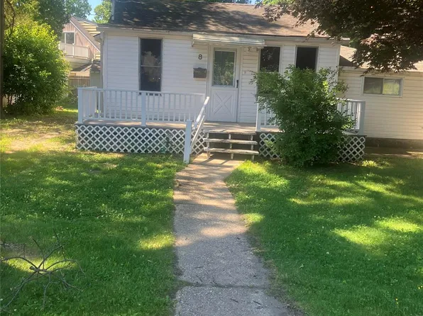 8 E Lyons St, Melville, NY 11747