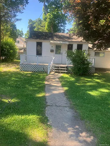 8 E Lyons St Photo 1