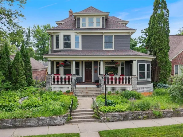 76 Prospect Blvd, Saint Paul, MN 55107