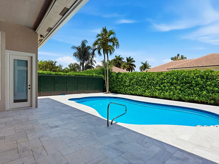 21653 Marigot Dr — Photo 10