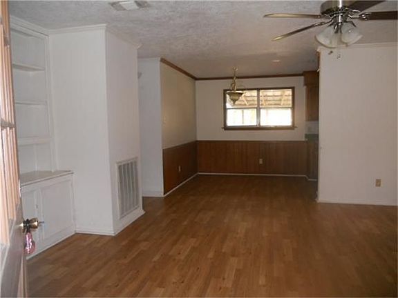 4th image of 113 Milliken Dr