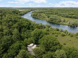 389 River Rd, Carlisle, MA 01741