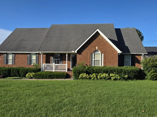 2911 Greentree Dr, Smyrna, TN 37167