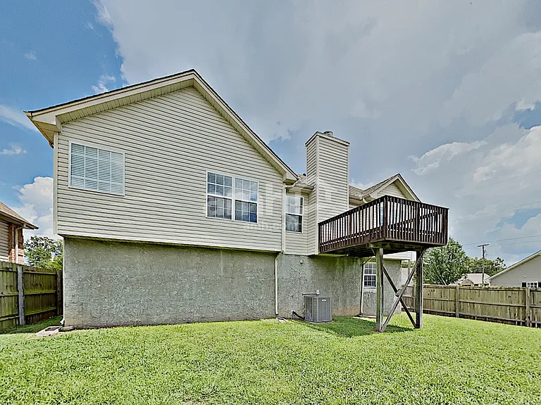 1873 Lakewood Village Dr — Photo 16