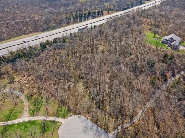 120 Autumn Ln, Georgetown, KY 40324