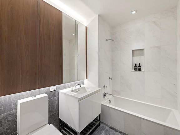 3rd image of 196 Orchard St #9G
