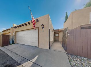 49 Calle San Blas NE, Albuquerque, NM 87109