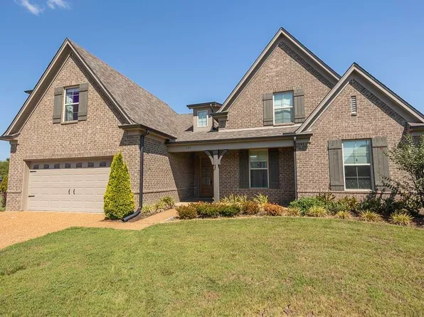 135 Chesnut Ridge Dr, Oakland, TN 38060