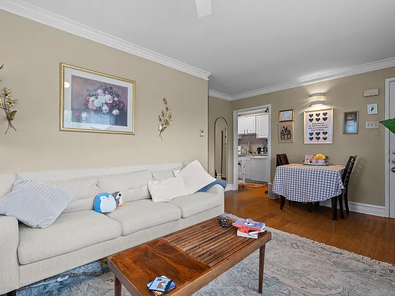 635 Daniels St #A — Photo 4