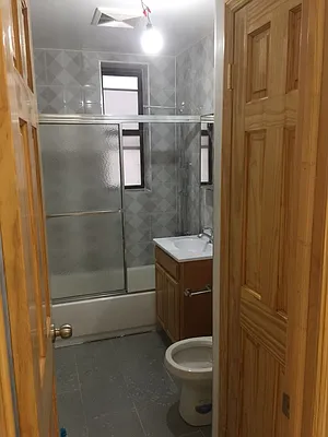 Rented by Compass | media 7