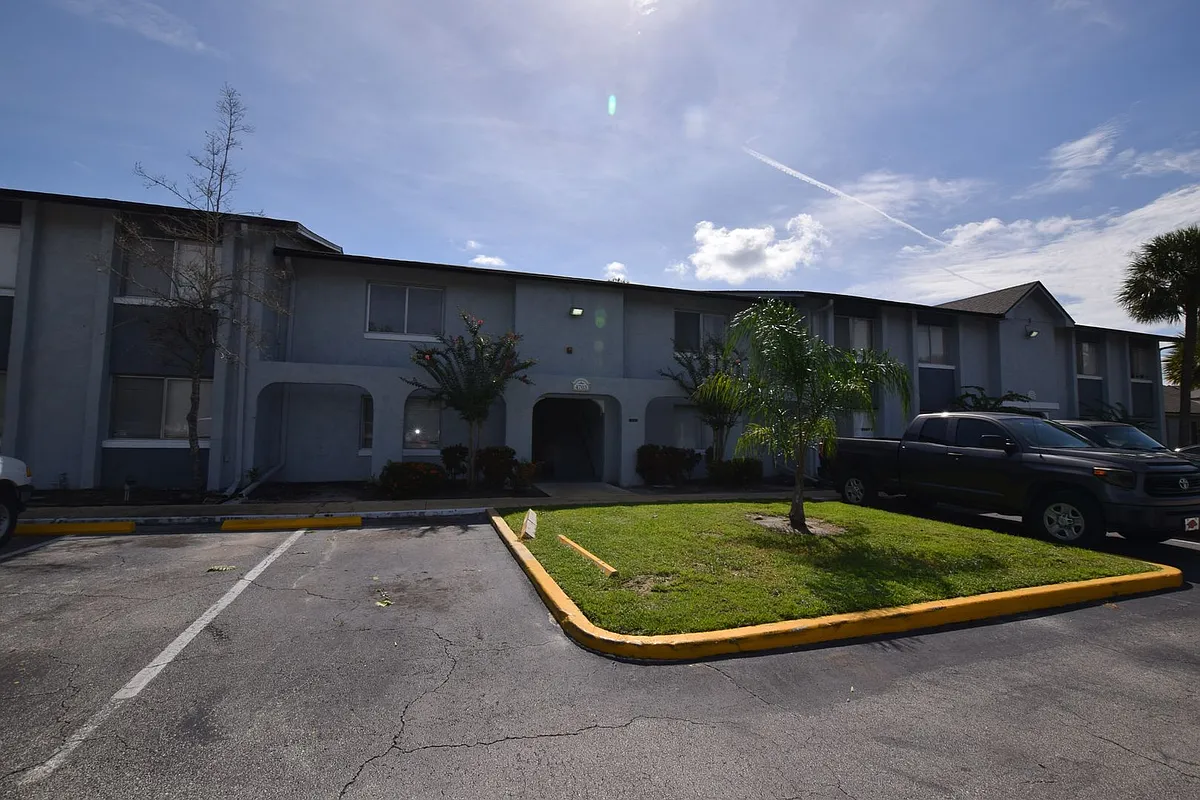 Building Photo - 4703 S Texas Ave #A