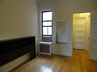 Rented by Manhattan Flats