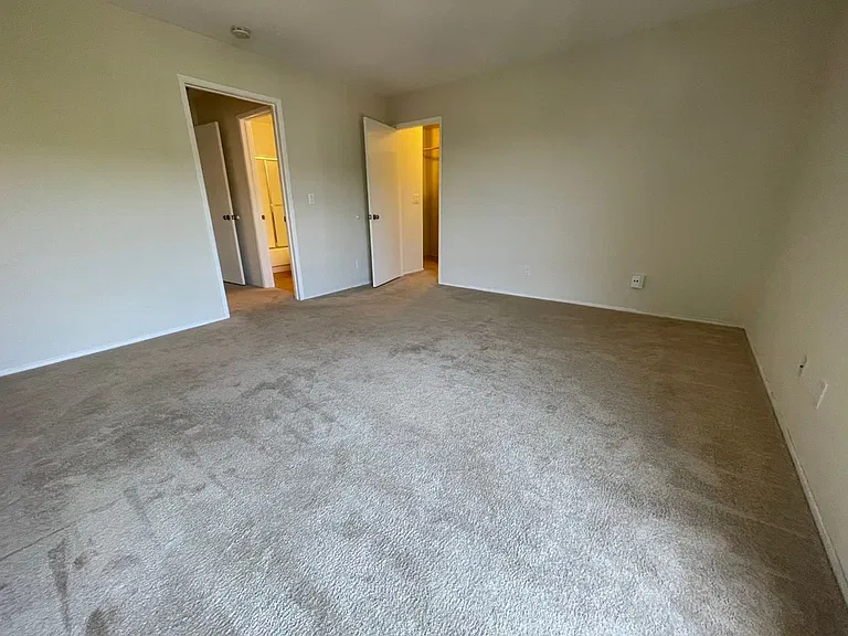 5 Commodore Dr #412 — Photo 12
