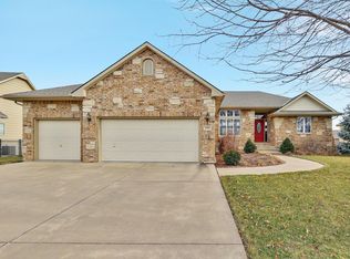 2302 N Chestnut Ct, Augusta, KS 67010