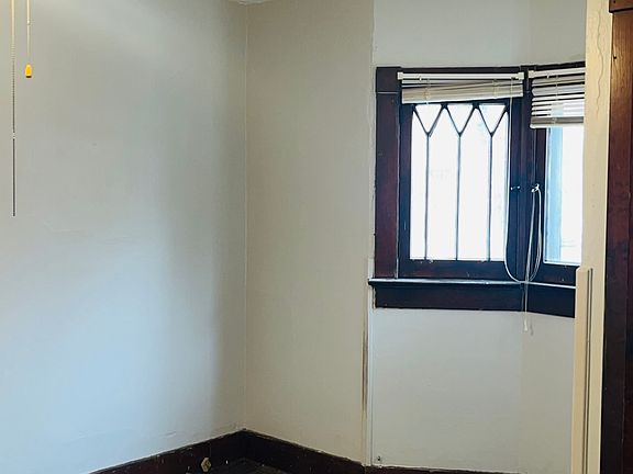 5th image of 41 Glencoe Ave #41