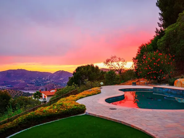 3295 Via Loma Vis, Escondido, CA 92029