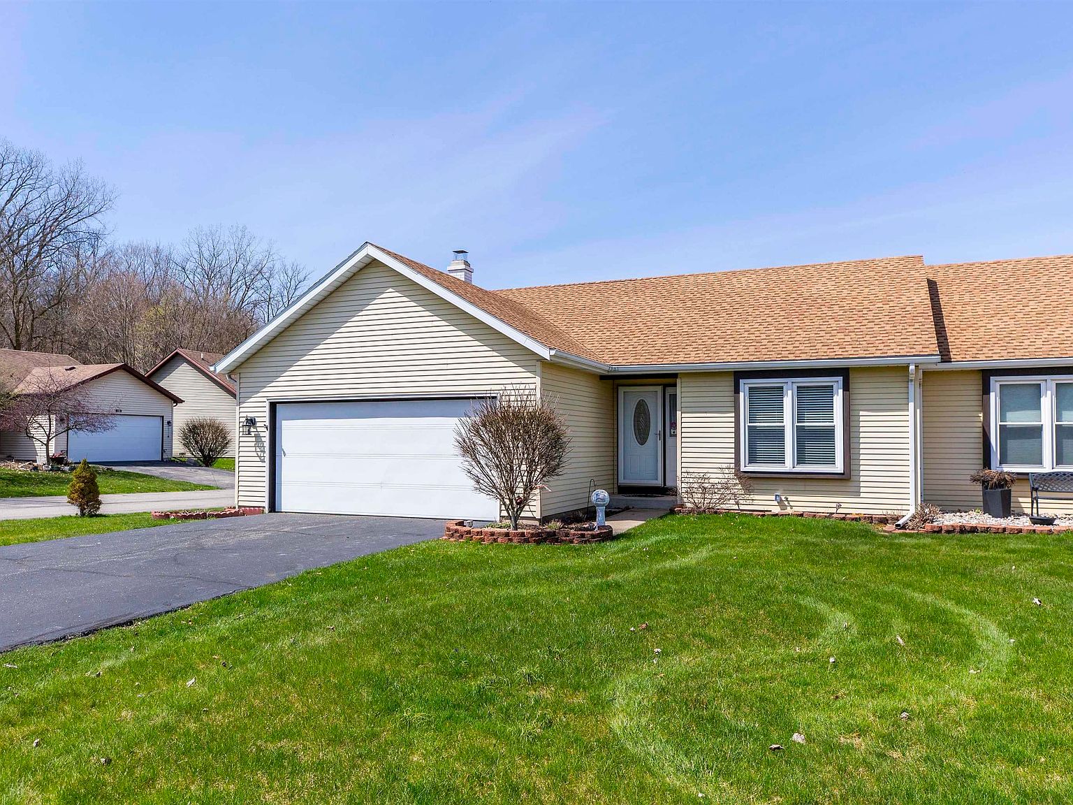 2025 Poppy Ct, Mishawaka, IN 46544 Zillow