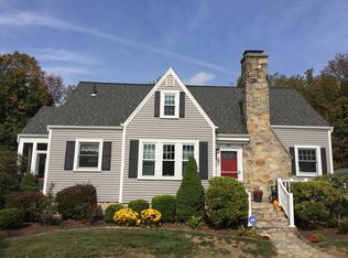 414 Stonehouse Rd, Trumbull, CT 06611