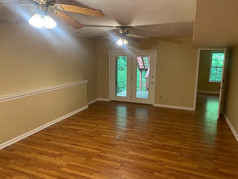 608 Rhodora Rdg — Photo 23