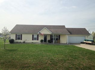 40 E Donna Reed Blvd, Cecilia, KY 42724