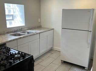 8534 S Burley Ave #B, Chicago, IL 60617