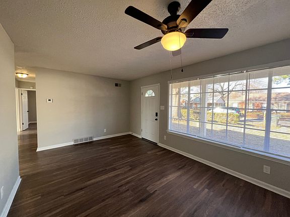 2nd image of 4207 Navaho Ave