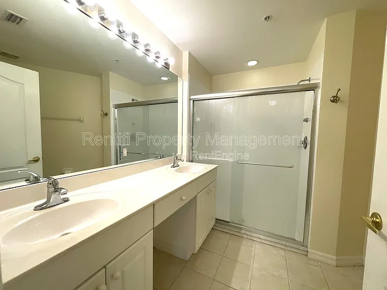 12090 Summergate Cir #101 — Photo 15