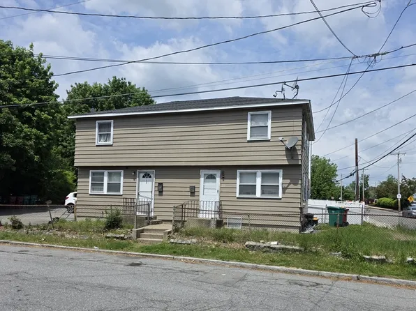 160 Orleans St, Lowell, MA 01850