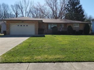 5495 Beacon Hill Ct, Seven Hills, OH