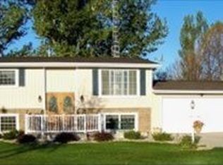 10111 452nd Ave NW, E Grand Forks, MN 56721