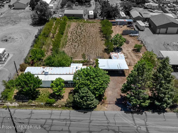 1222 S Bluffview Ave, Farmington, NM 87401