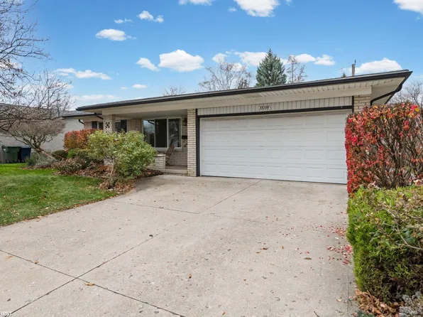 33199 Twickingham Dr, Sterling Heights, MI 48310