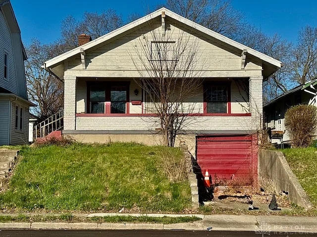 225 Elmhurst Rd photo 1